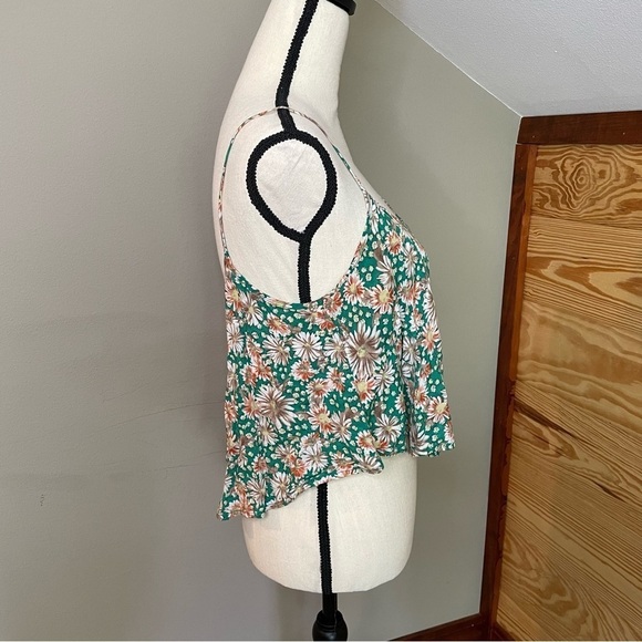 Timing Green Floral Spaghetti Strap Flowy Crop Tank Top Large - Picture 2 of 7